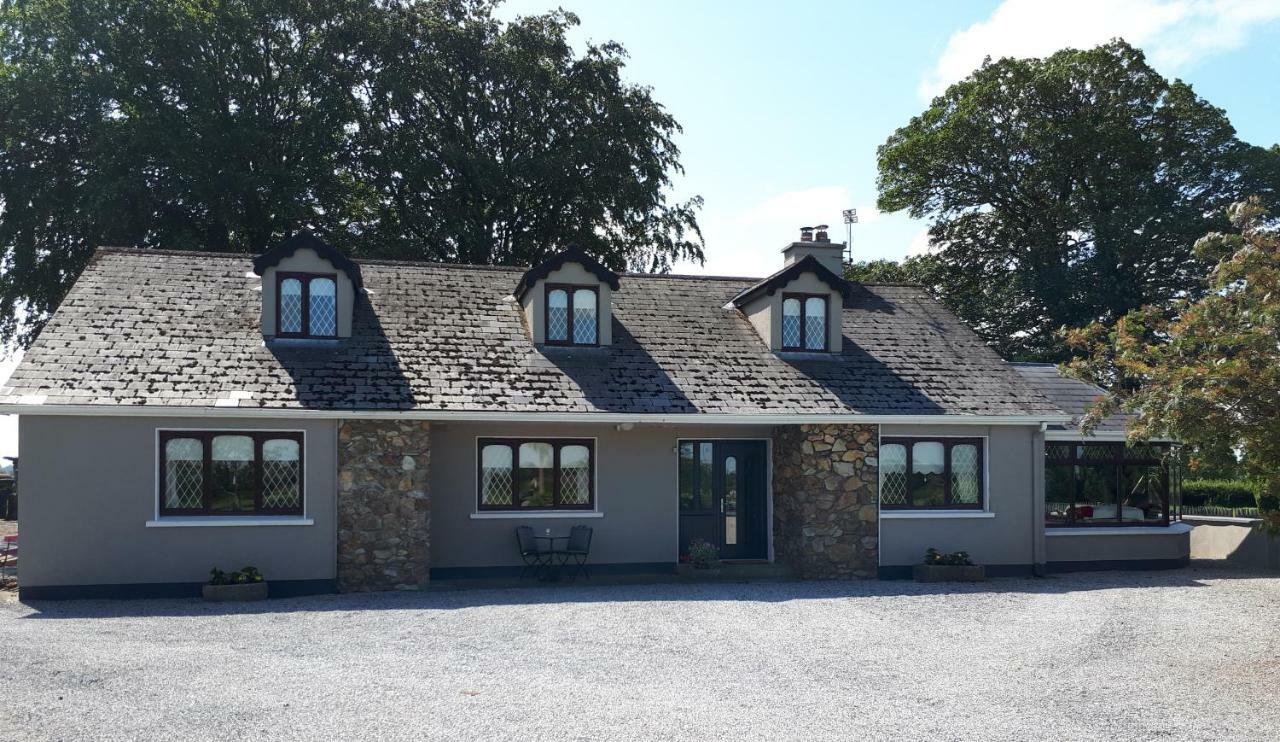 The Ring Farmhouse Бирр Экстерьер фото